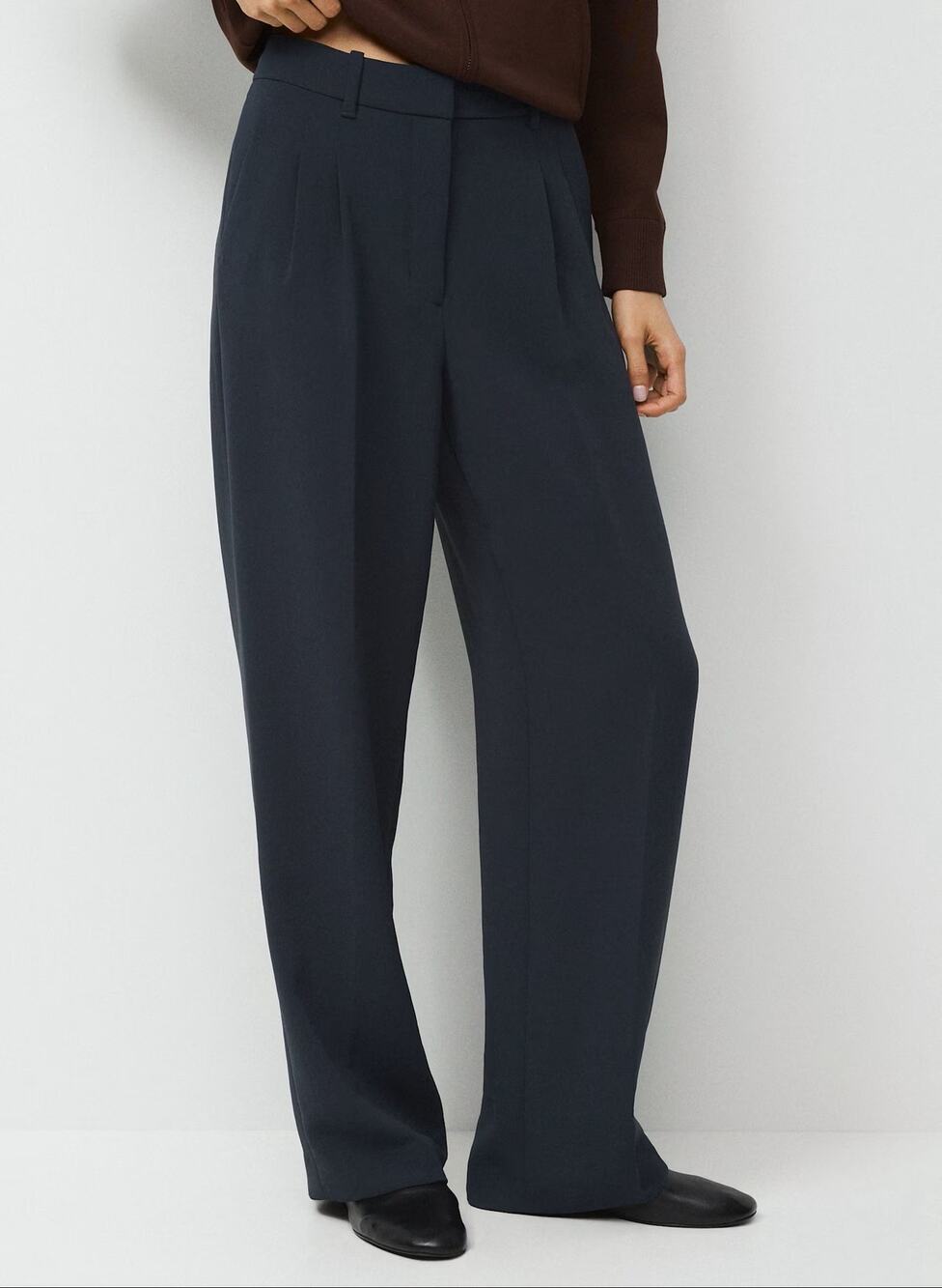 Aritzia Women's Navy Blue High Rise The Effortless Crepette Wide Leg Pants Sz 10